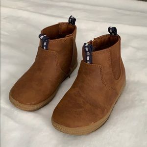 Cat and jack boots only worn 3x size 9